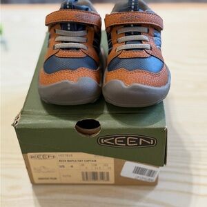 KEEN Kids' Blue and Brown Sneakers